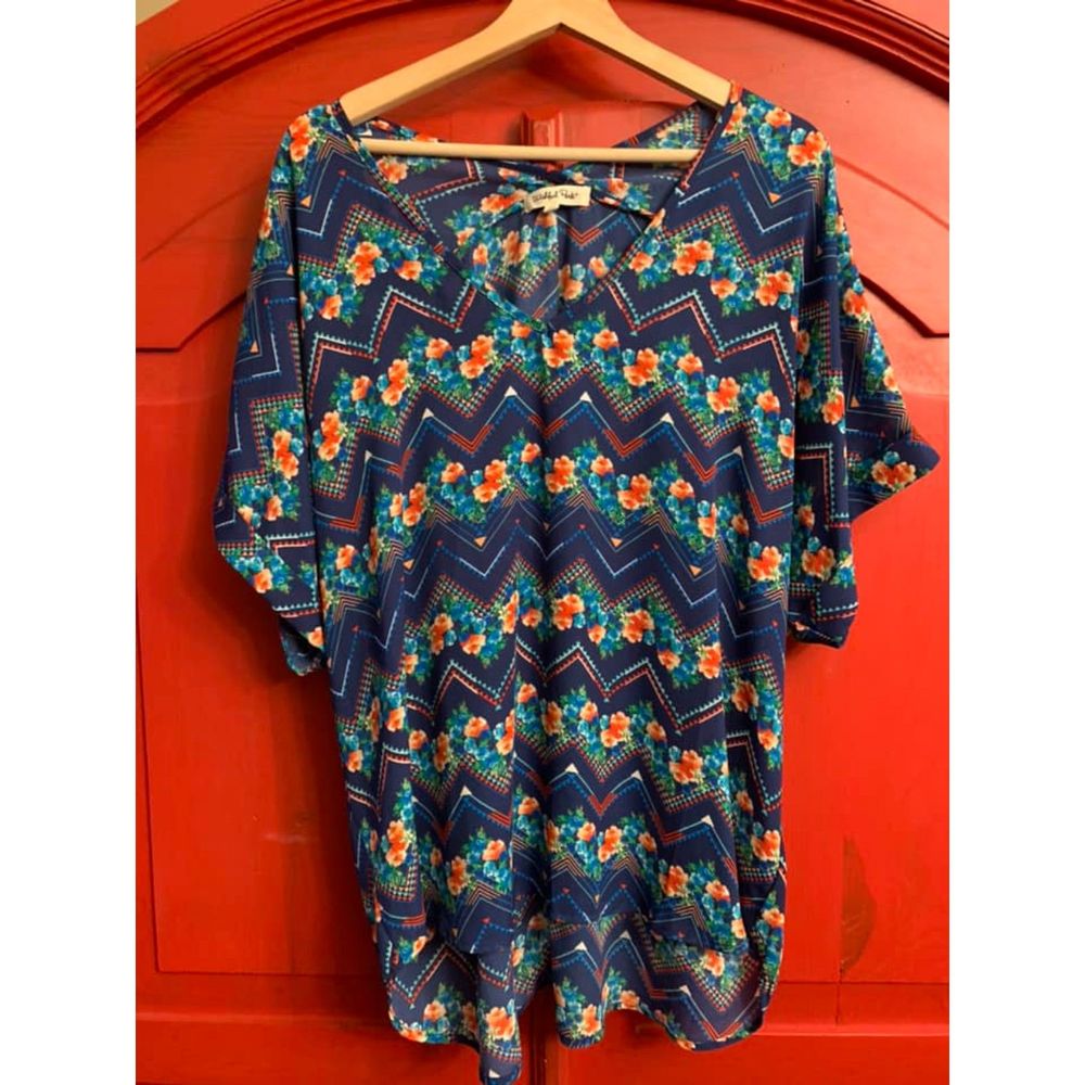 Wishful Park Sz XL So Pretty Soft Flowy Floral Shirt Blouse Cool Back Detail EUC